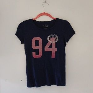 Old Navy Graphic Tee Size XS